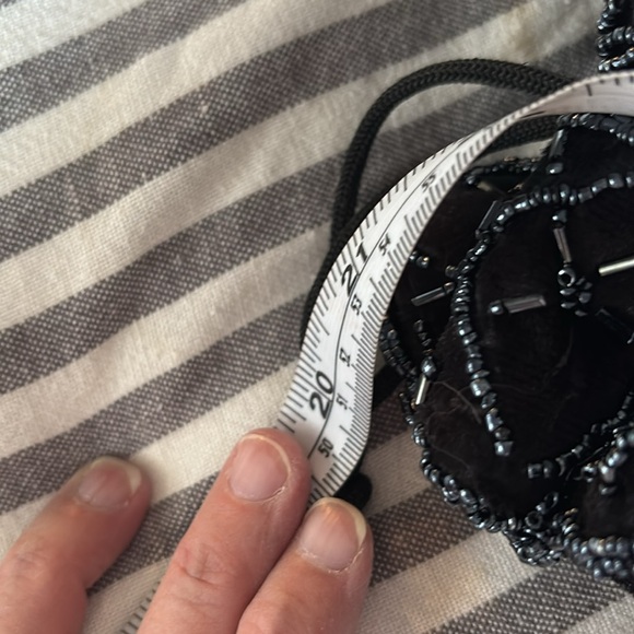 Sweet Vintage Beaded Drawstring Purse! - Picture 5 of 9